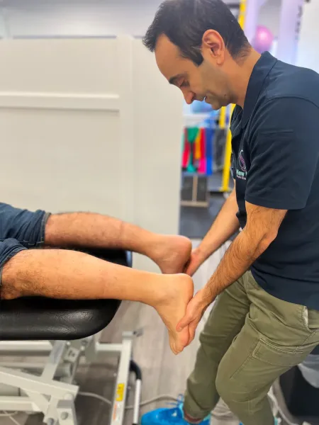 Identifying elongation by physiotherapist